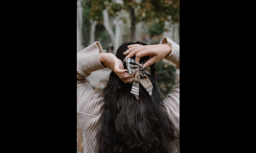 Bow clip on hair