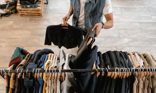 Man-picking-clothes