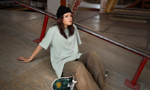 slouchy-silhouette-messy-girl-style