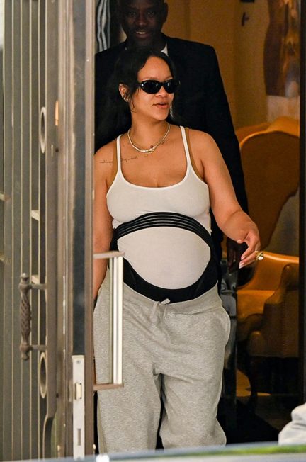 Rihanna Maternity Fashion