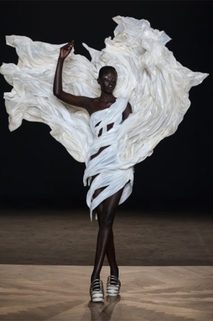 Iris van Herpen’s Sympoiesis